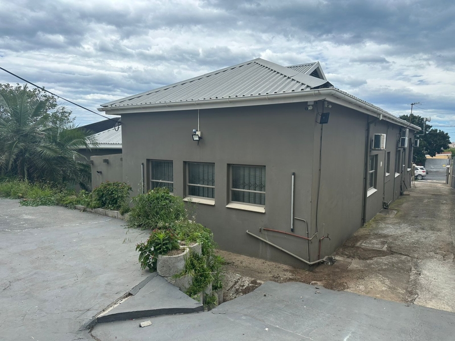 Commercial Property for Sale in Southernwood Eastern Cape